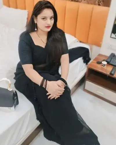 Escort Service Poes Garden